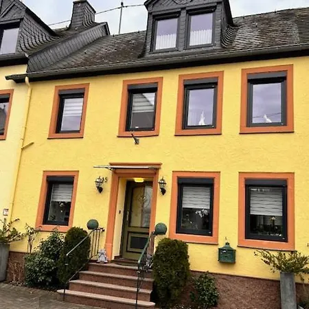 Bei Toni Und Klaus شقة نيوماغين-دهرون