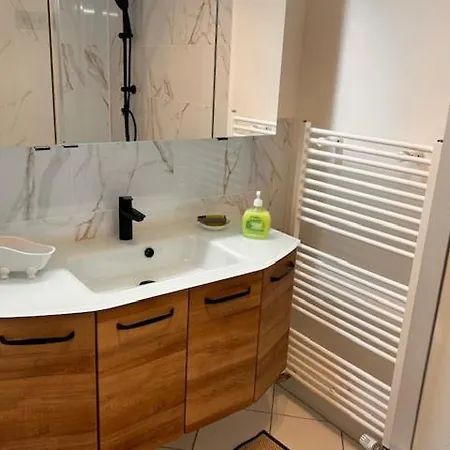 Bei Toni Und Klaus *