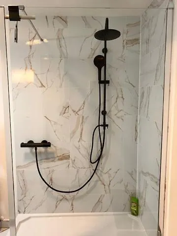 Bei Toni Und Klaus شقة *